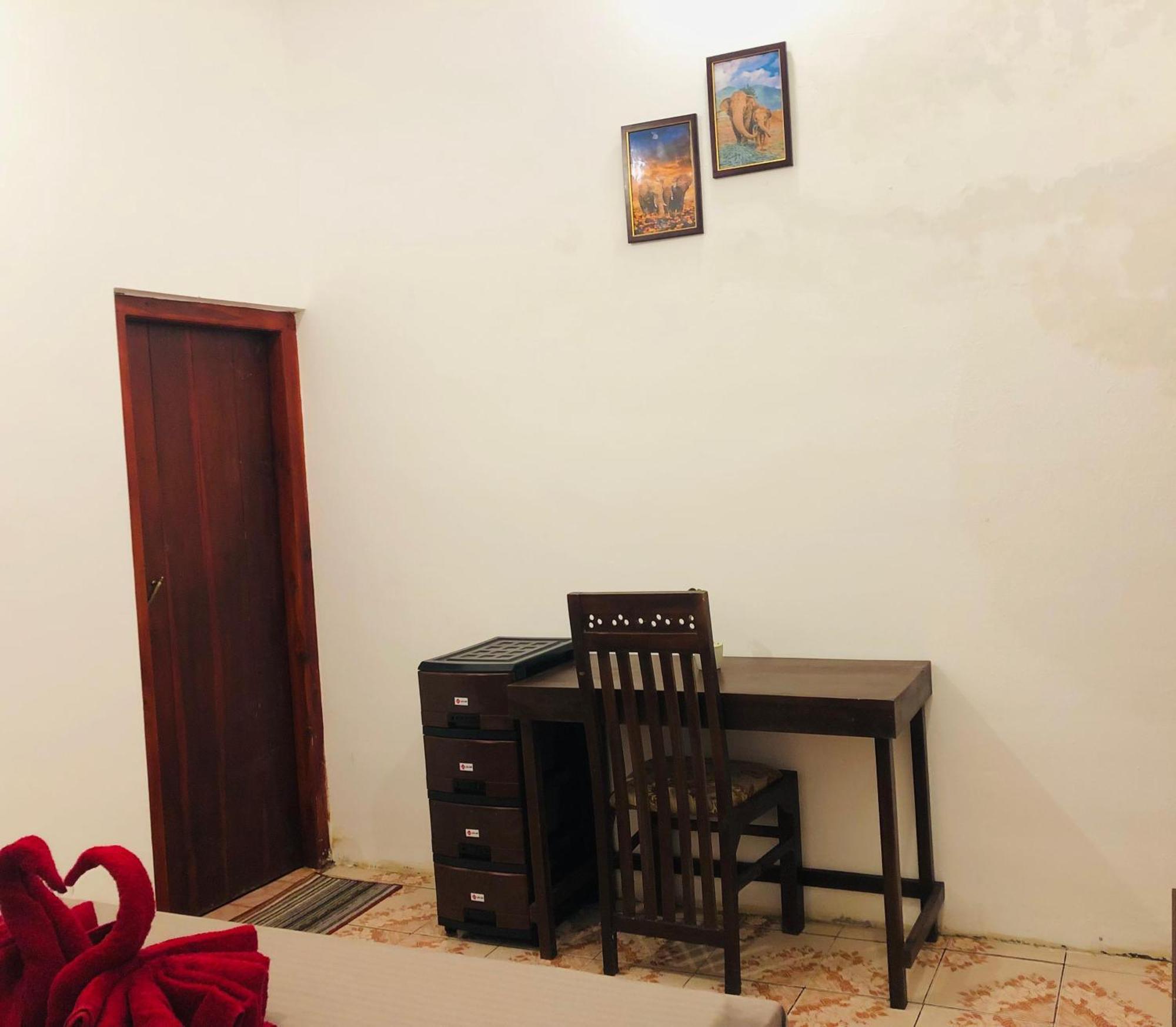 Little Fairy Home B&B 阿鲁甘湾 外观 照片