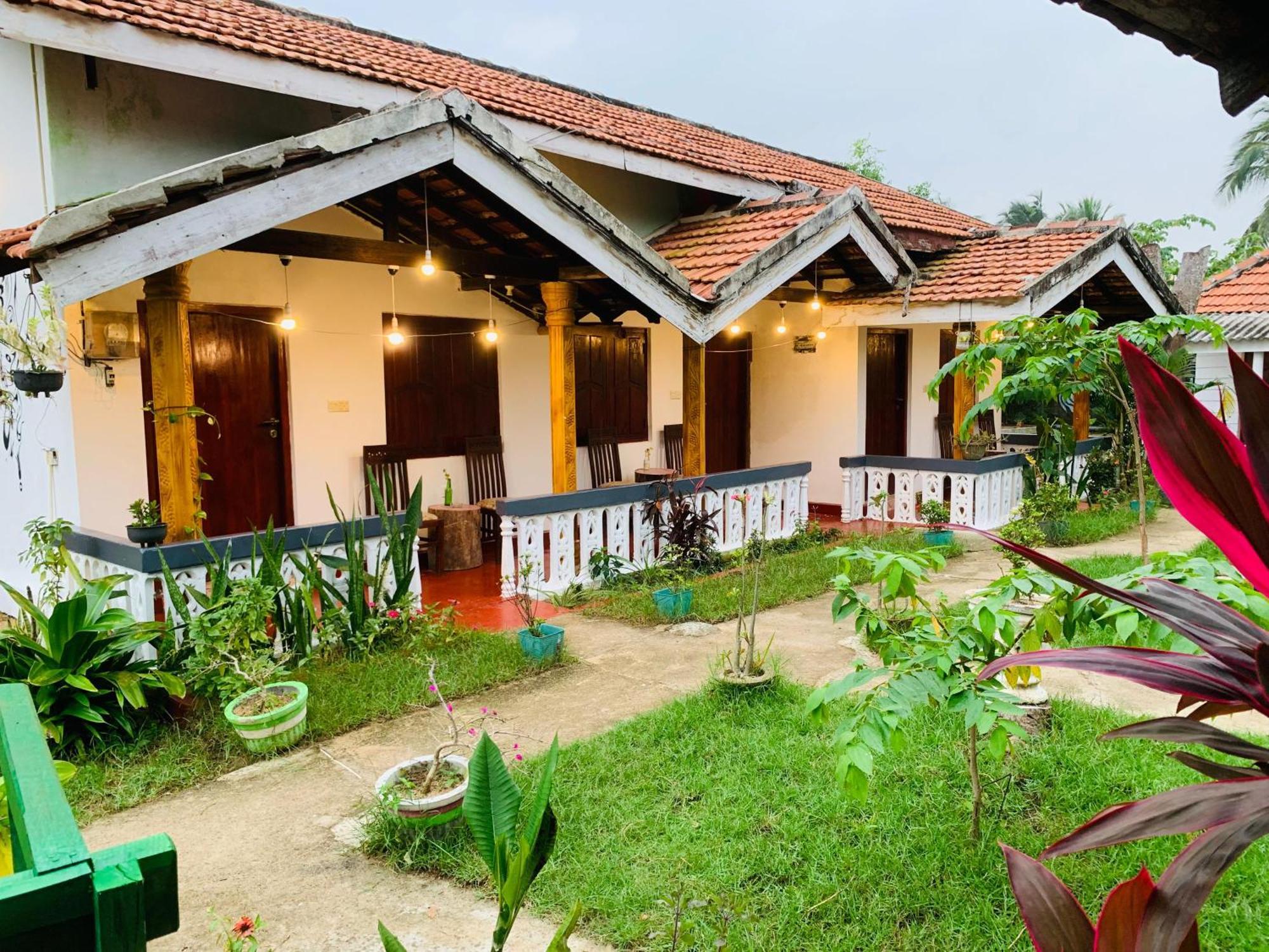Little Fairy Home B&B 阿鲁甘湾 外观 照片
